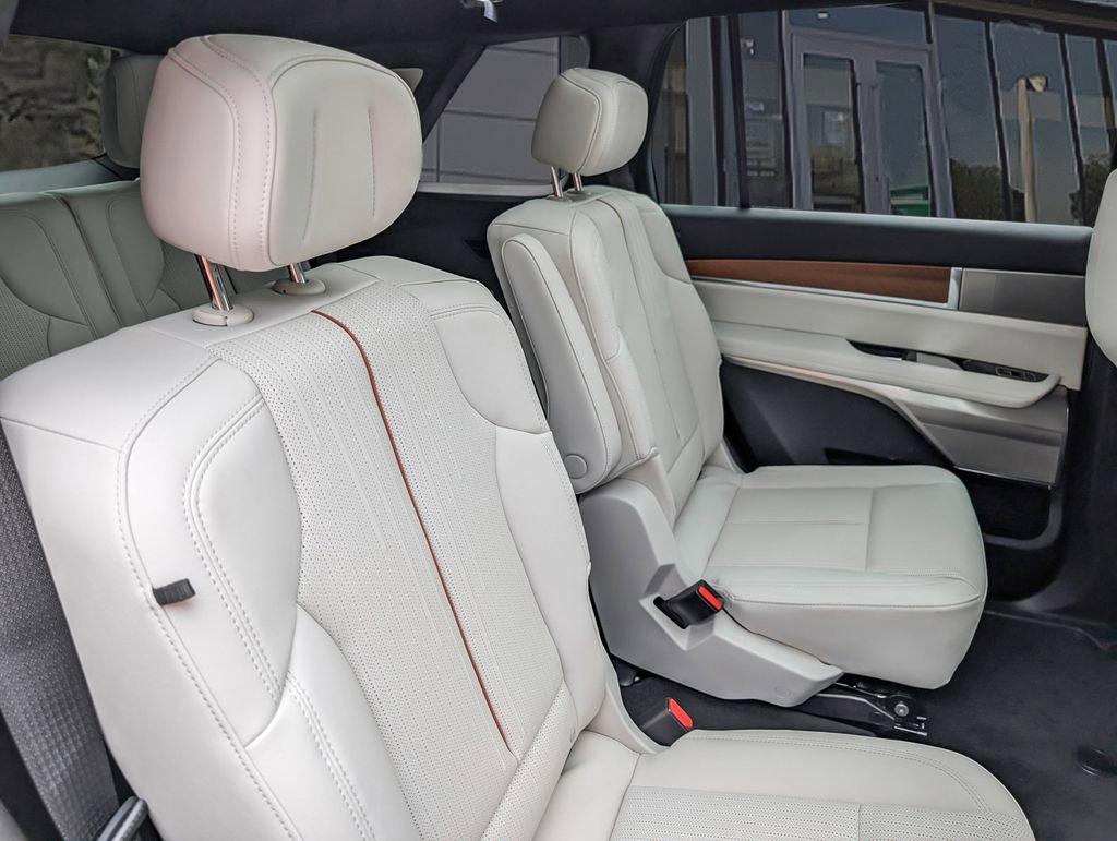 New 2026 Cadillac Vistiq Sport AWD/4WD image 22