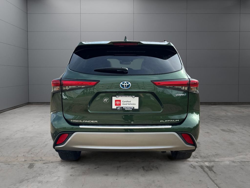 Used 2023 Toyota Highlander Platinum AWD/4WD image 4