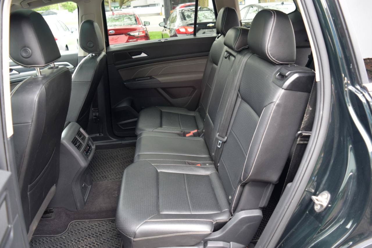Used 2021 Volkswagen Atlas SE w/ Panoramic Sunroof Package AWD/4WD image 38