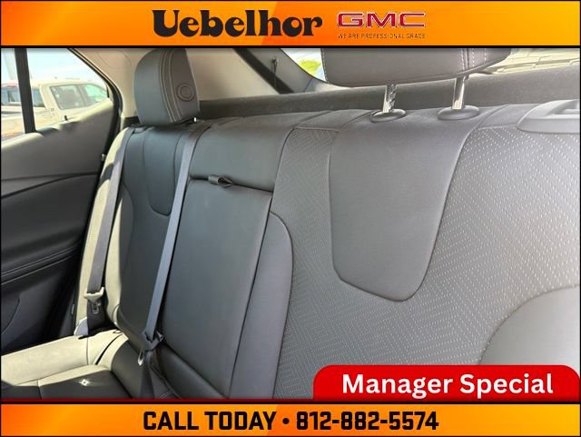 Used 2022 Buick Encore GX Essence w/ Experience Buick Package AWD/4WD image 15
