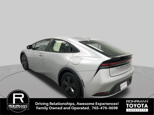 Used 2023 Toyota Prius LE FWD image 4
