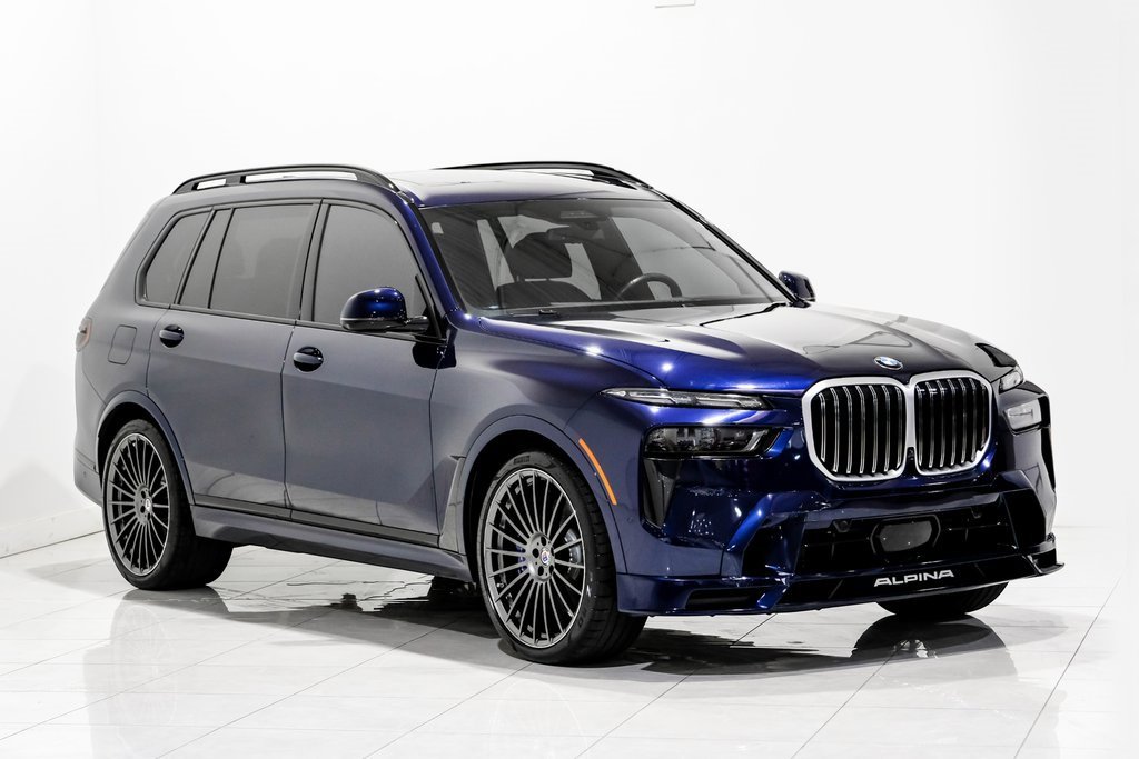 Used 2024 BMW ALPINA XB7 image 3