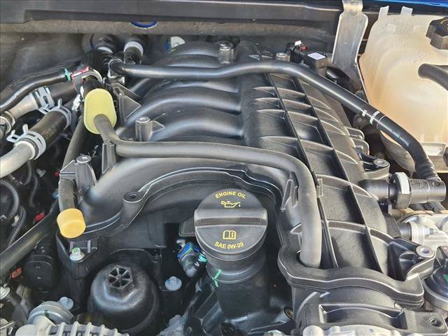 Used 2023 Jeep Gladiator Rubicon w/ Cold Weather Group AWD/4WD image 23