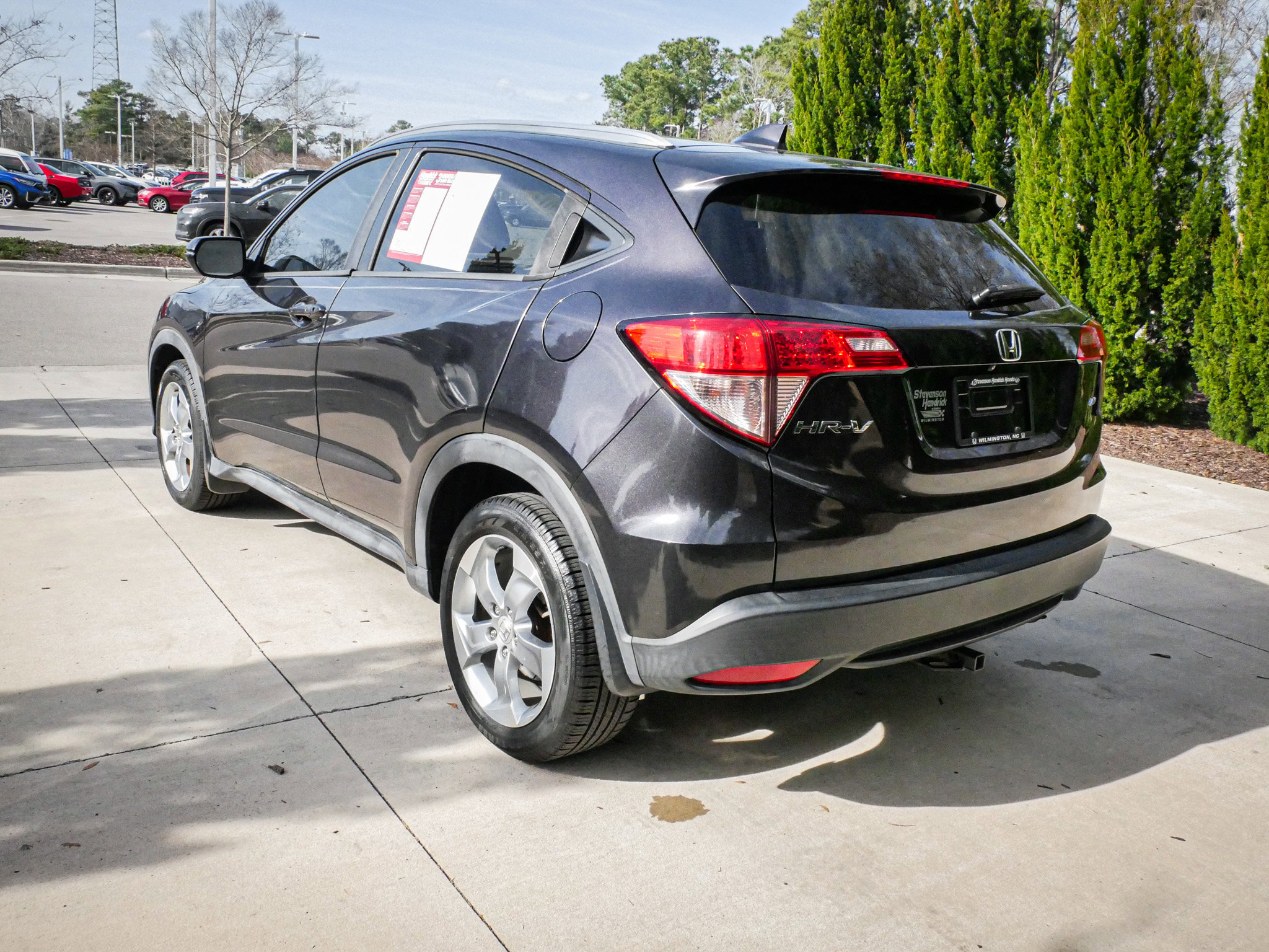 Used 2017 Honda HR-V EX-L image 8