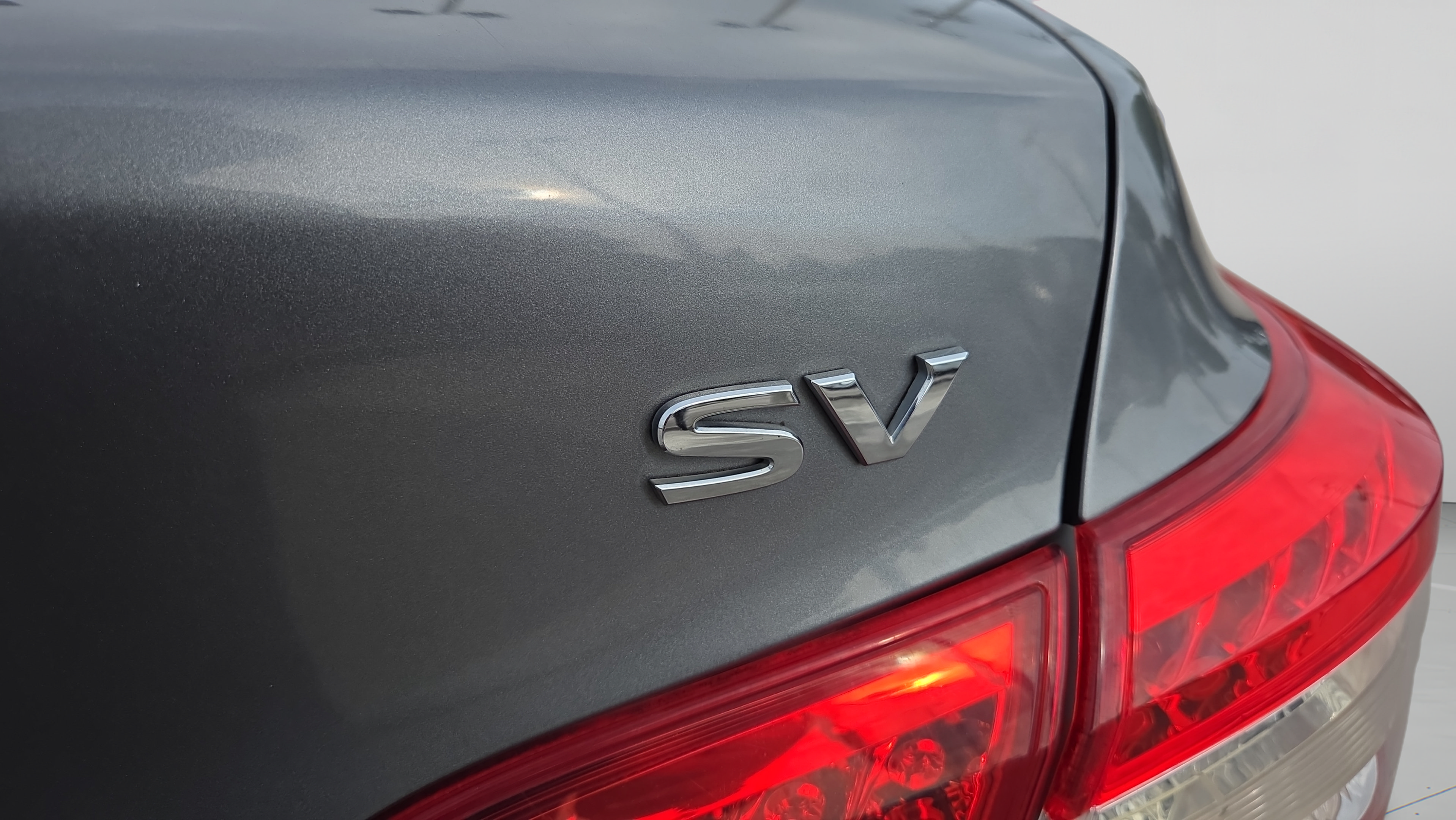 Used 2015 Nissan Sentra SV FWD image 37