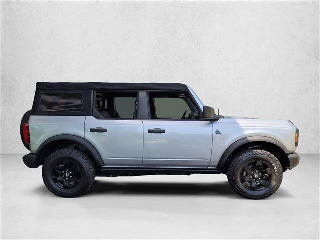 Used 2023 Ford Bronco Black Diamond AWD/4WD image 4