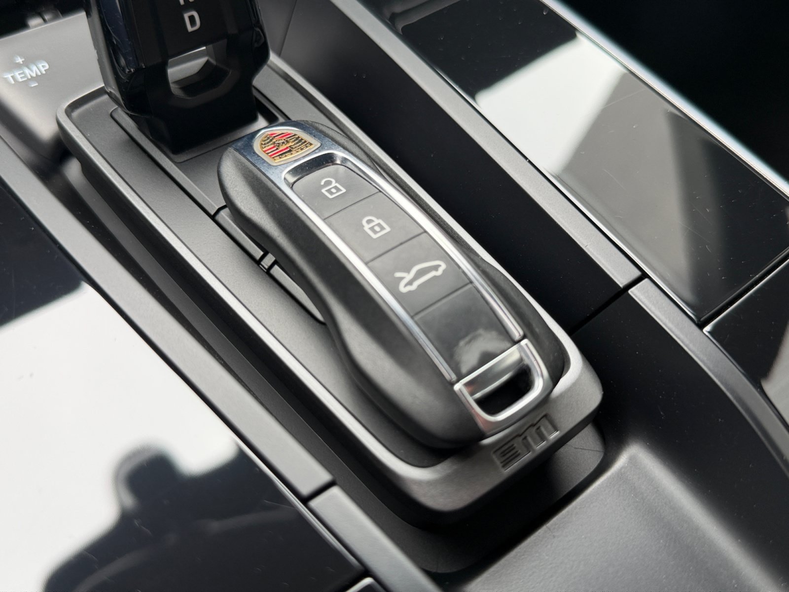 Certified 2022 Porsche 911 Turbo AWD/4WD image 31