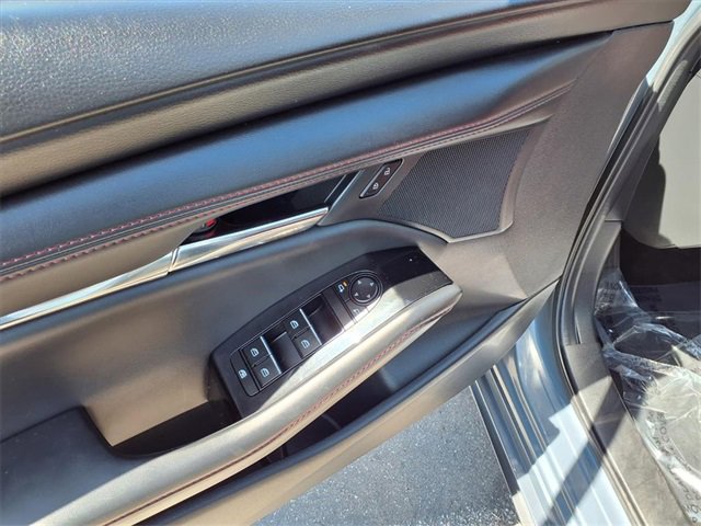 Used 2024 MAZDA MAZDA3 s image 12