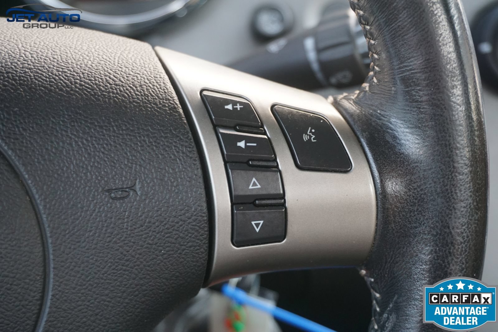 Used 2008 Pontiac Solstice Convertible w/ Premium Package RWD image 30
