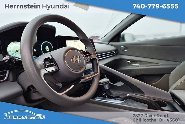Used 2024 Hyundai Elantra SEL image 19