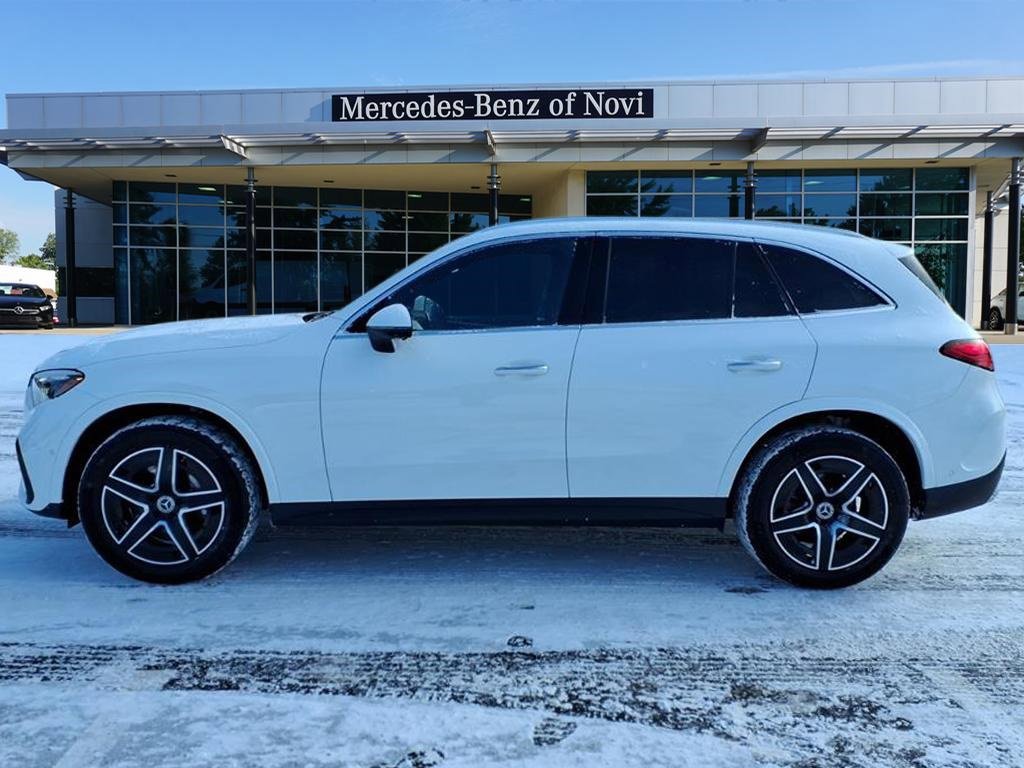 Certified 2024 Mercedes-Benz GLC 300 4MATIC image 2