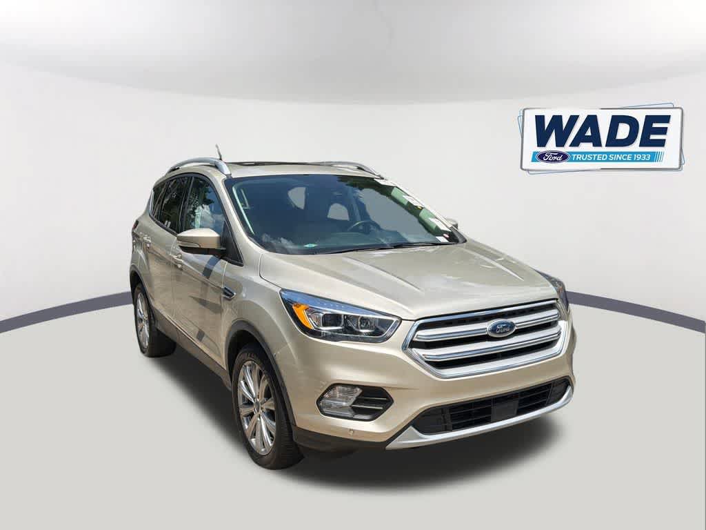 Used 2018 Ford Escape Titanium w/ Ford Safe & Smart Package FWD image 3