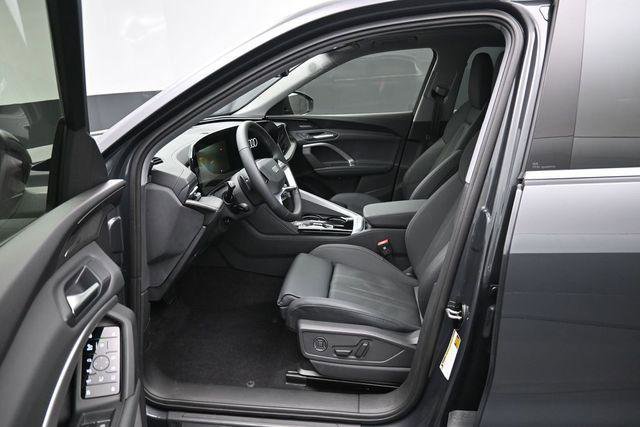 Used 2025 Audi Q5 Prestige AWD/4WD image 9