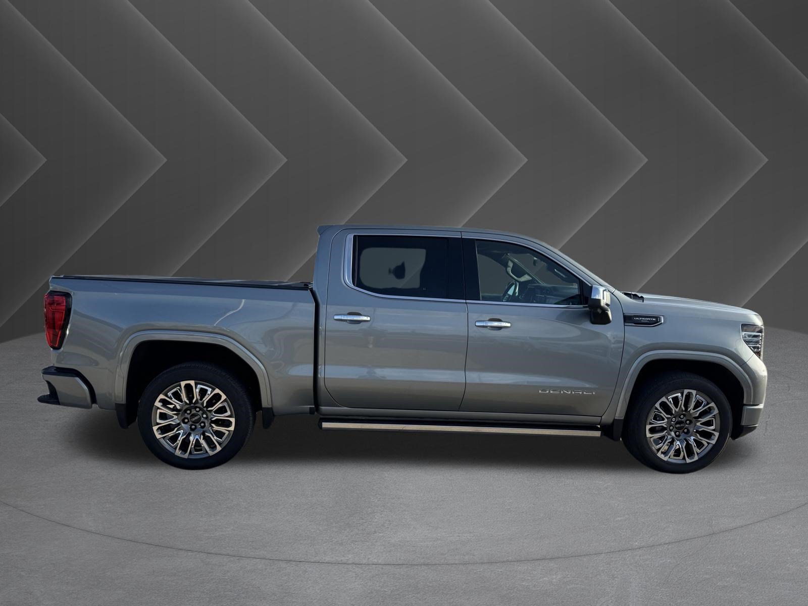Used 2026 GMC Sierra 1500 Denali Ultimate AWD/4WD image 5