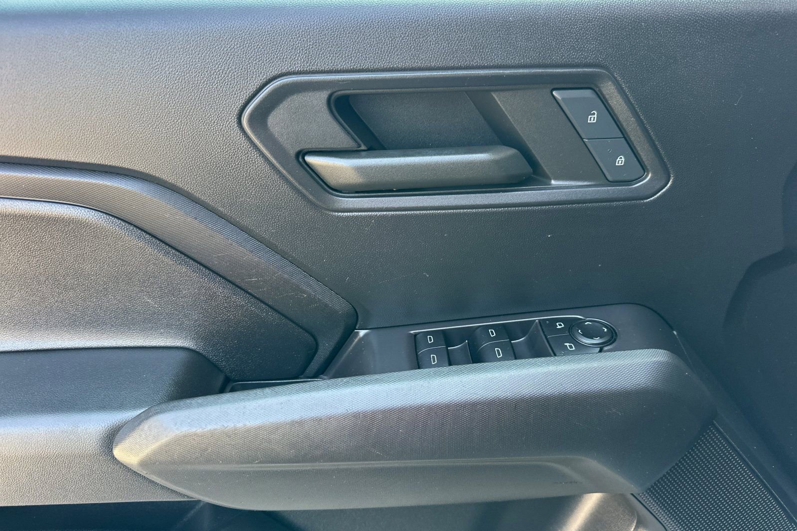 Certified 2023 Chevrolet Colorado W/T image 11