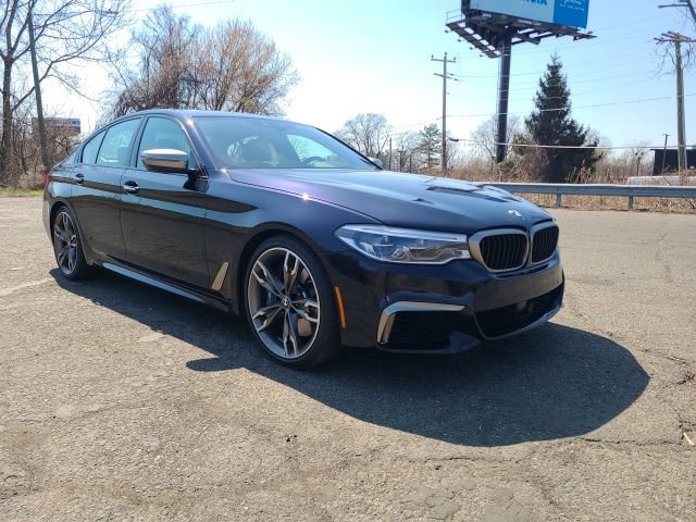 Used 2018 BMW M550i xDrive image 1