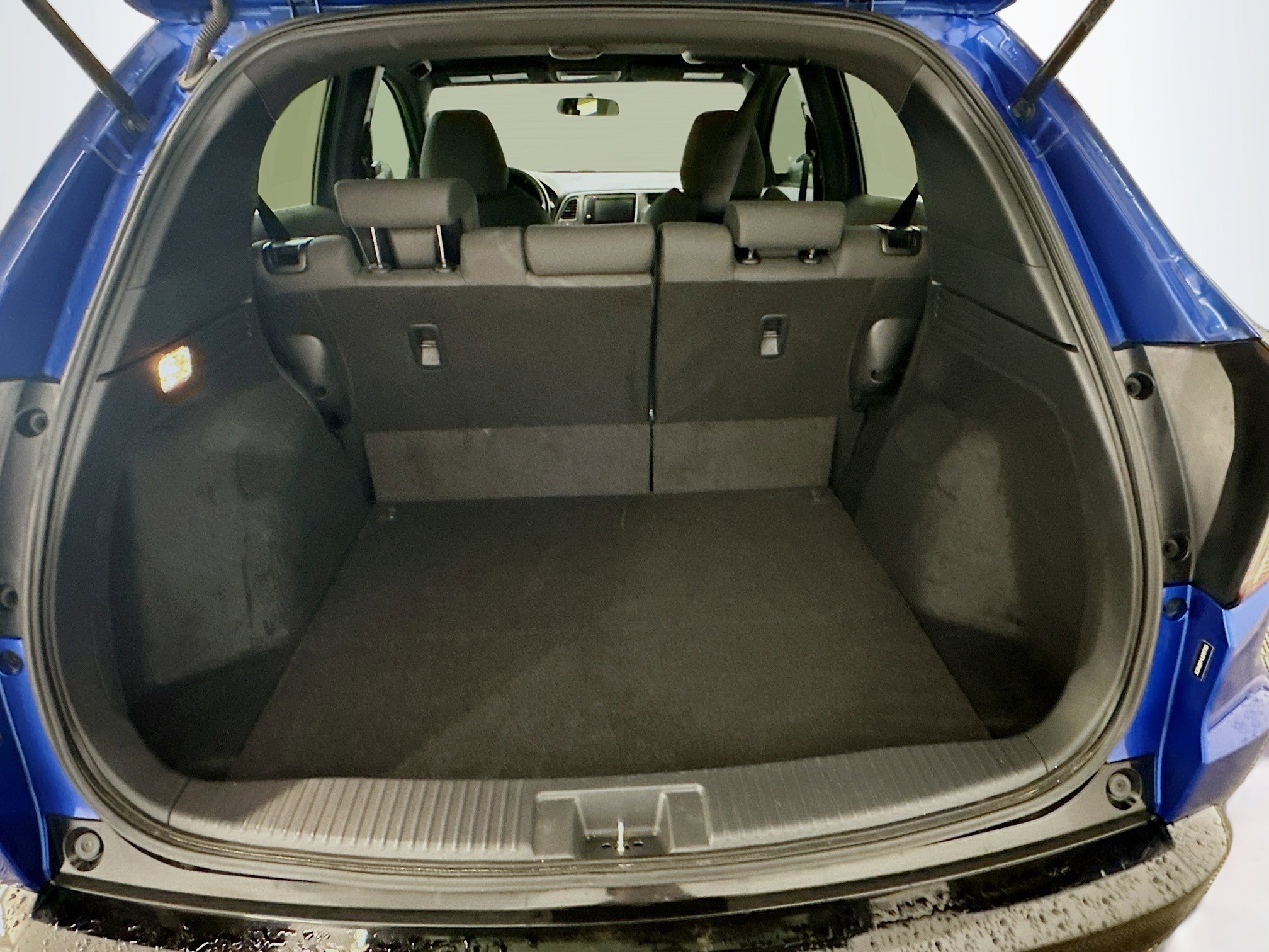 Used 2020 Honda HR-V Sport image 29