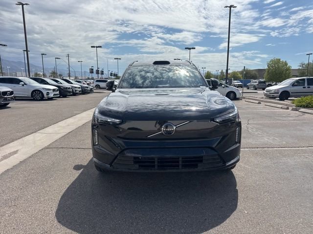 New 2025 Volvo EX90 Plus image 2