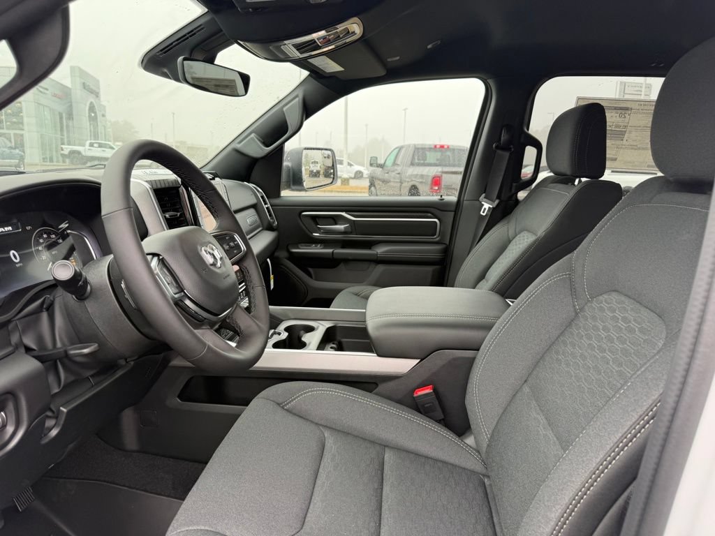 New 2026 RAM 1500 Big Horn AWD/4WD image 9