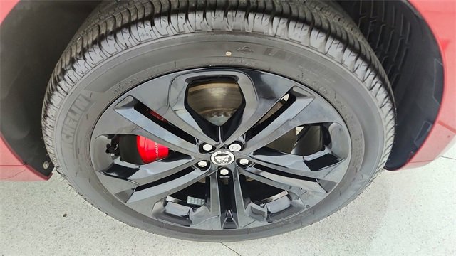 Used 2025 Jaguar F-PACE R-Dynamic S image 55