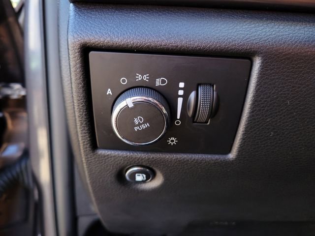 Used 2021 Jeep Grand Cherokee Laredo X RWD image 22