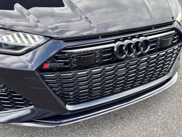 Used 2022 Audi RS 6 AWD/4WD image 36