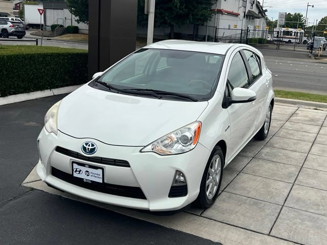 Used 2012 Toyota Prius C Three FWD image 3