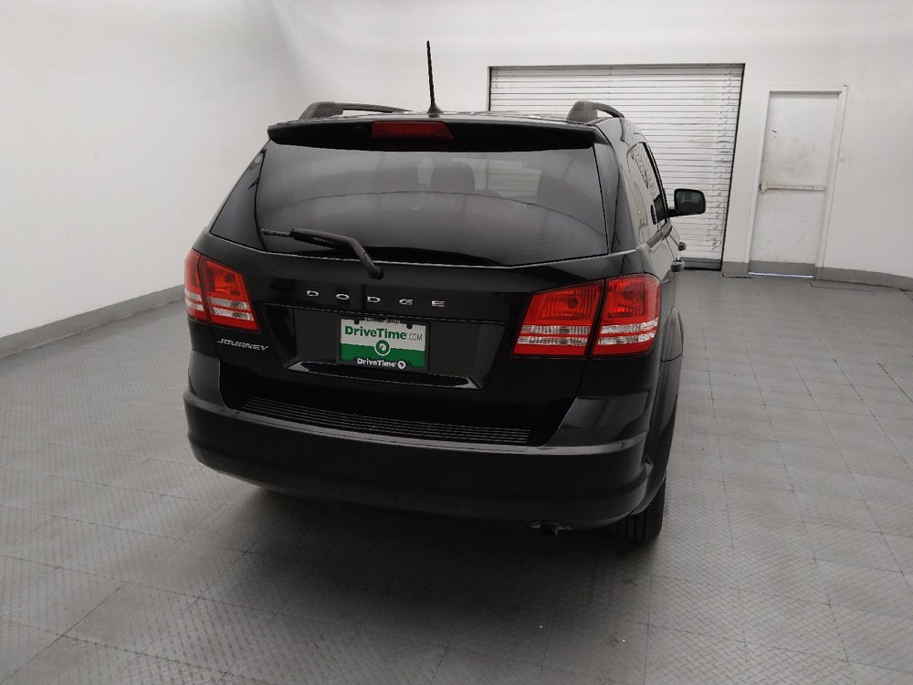 Used 2019 Dodge Journey SE FWD image 7