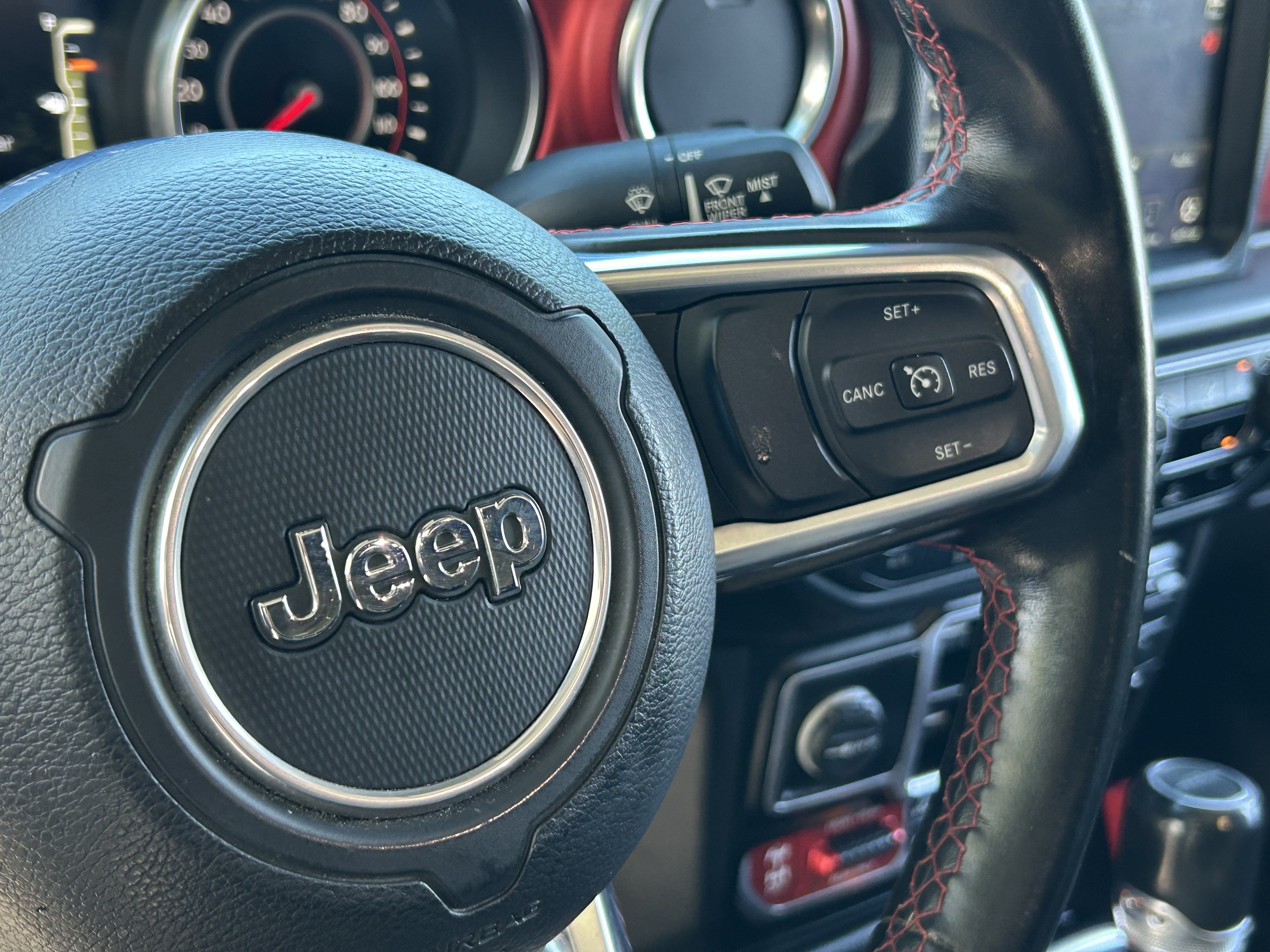 Used 2020 Jeep Gladiator Rubicon AWD/4WD image 29