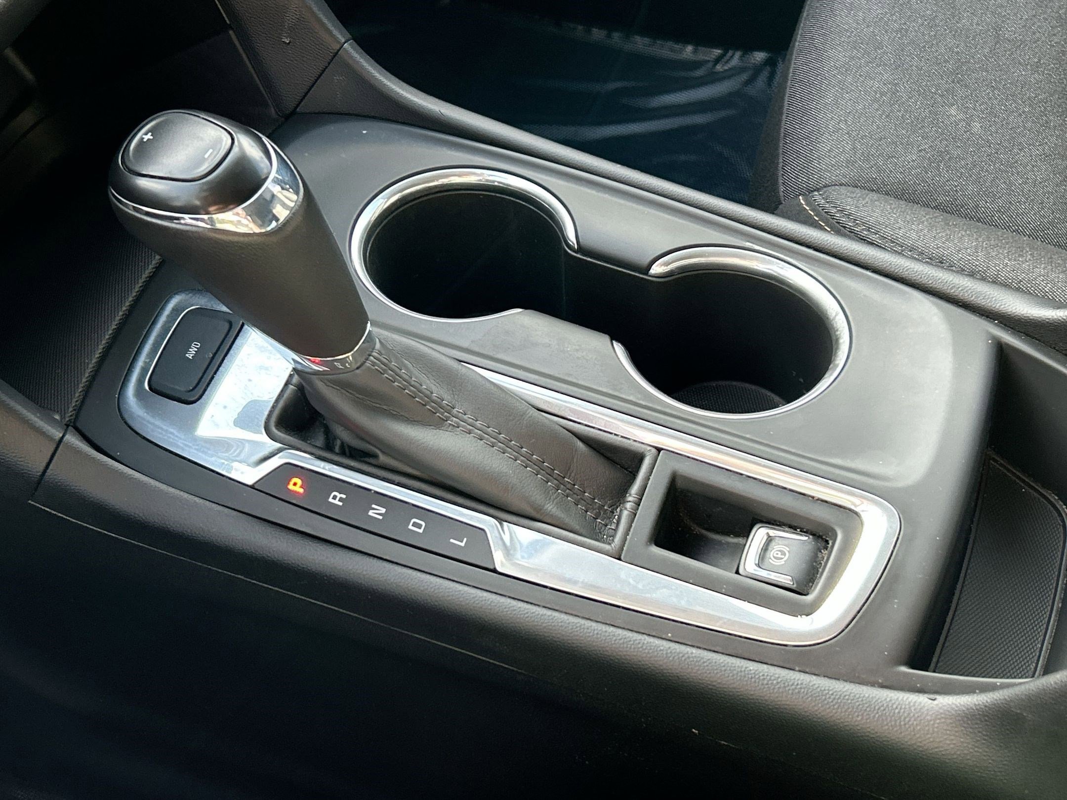 Used 2019 Chevrolet Equinox LT image 14