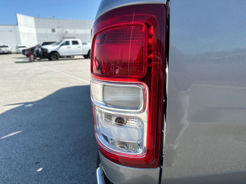 Used 2024 RAM 3500 Tradesman w/ Chrome Appearance Group image 34