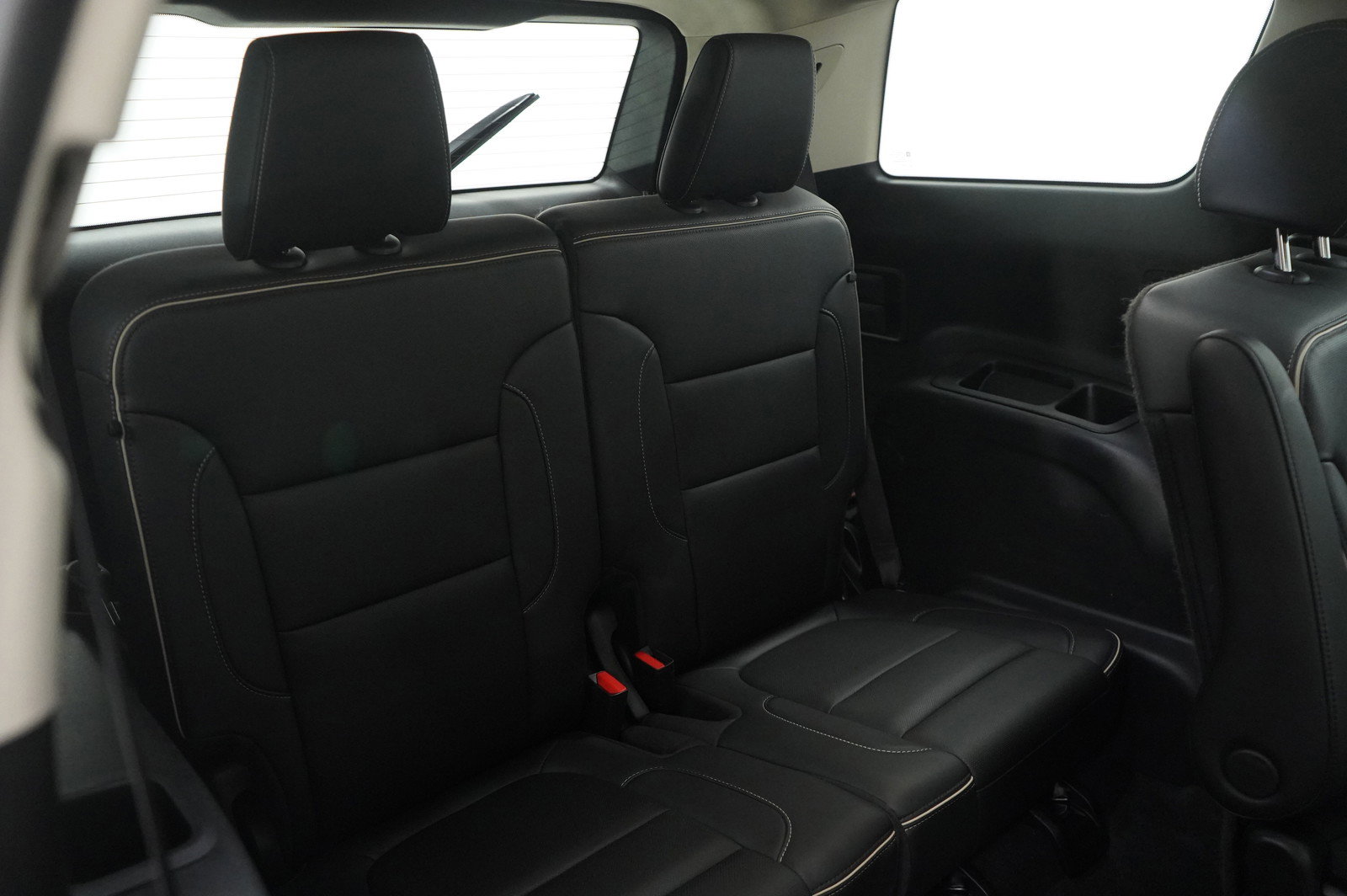 Used 2023 GMC Acadia Denali image 12