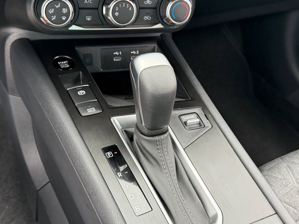 Certified 2025 Nissan Kicks SV FWD image 20