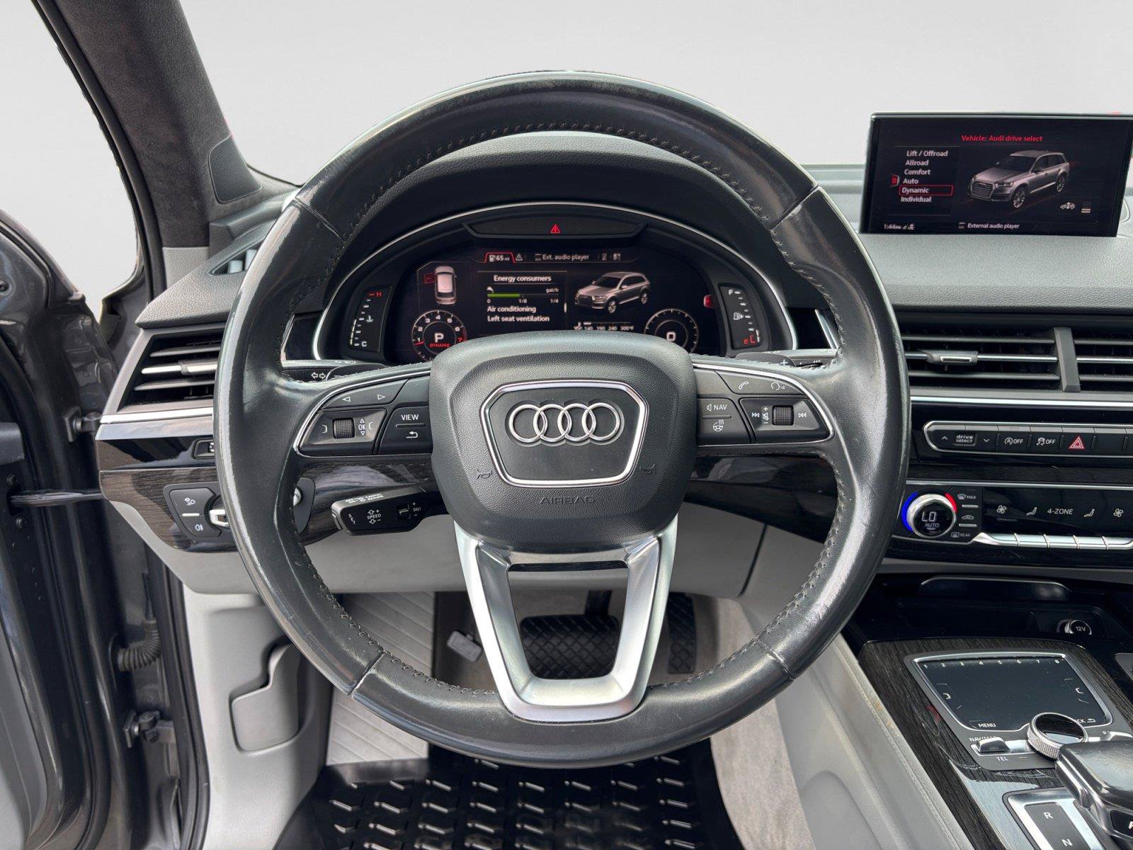 Used 2018 Audi Q7 3.0T Prestige AWD/4WD image 11