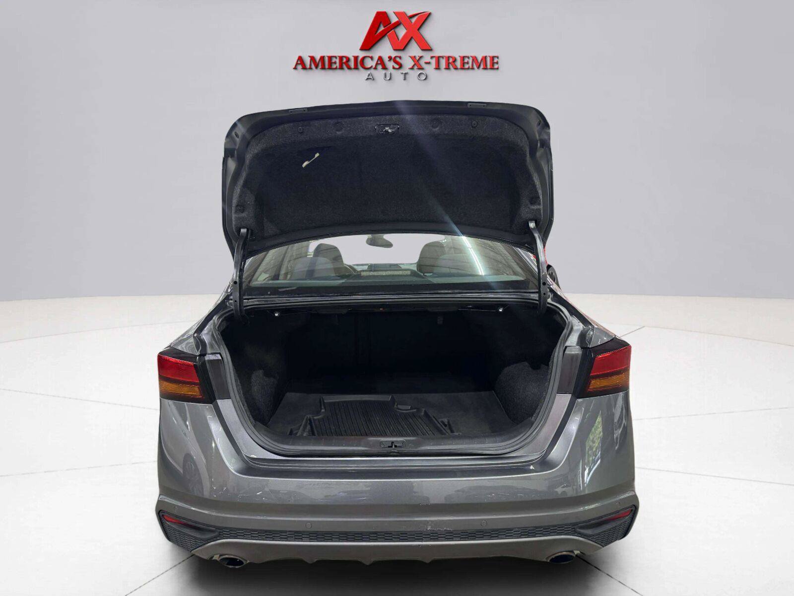 Used 2019 Nissan Altima 2.5 SV AWD/4WD image 12