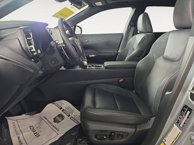 Certified 2025 Lexus RX 450h AWD w/ Convenience Package image 9