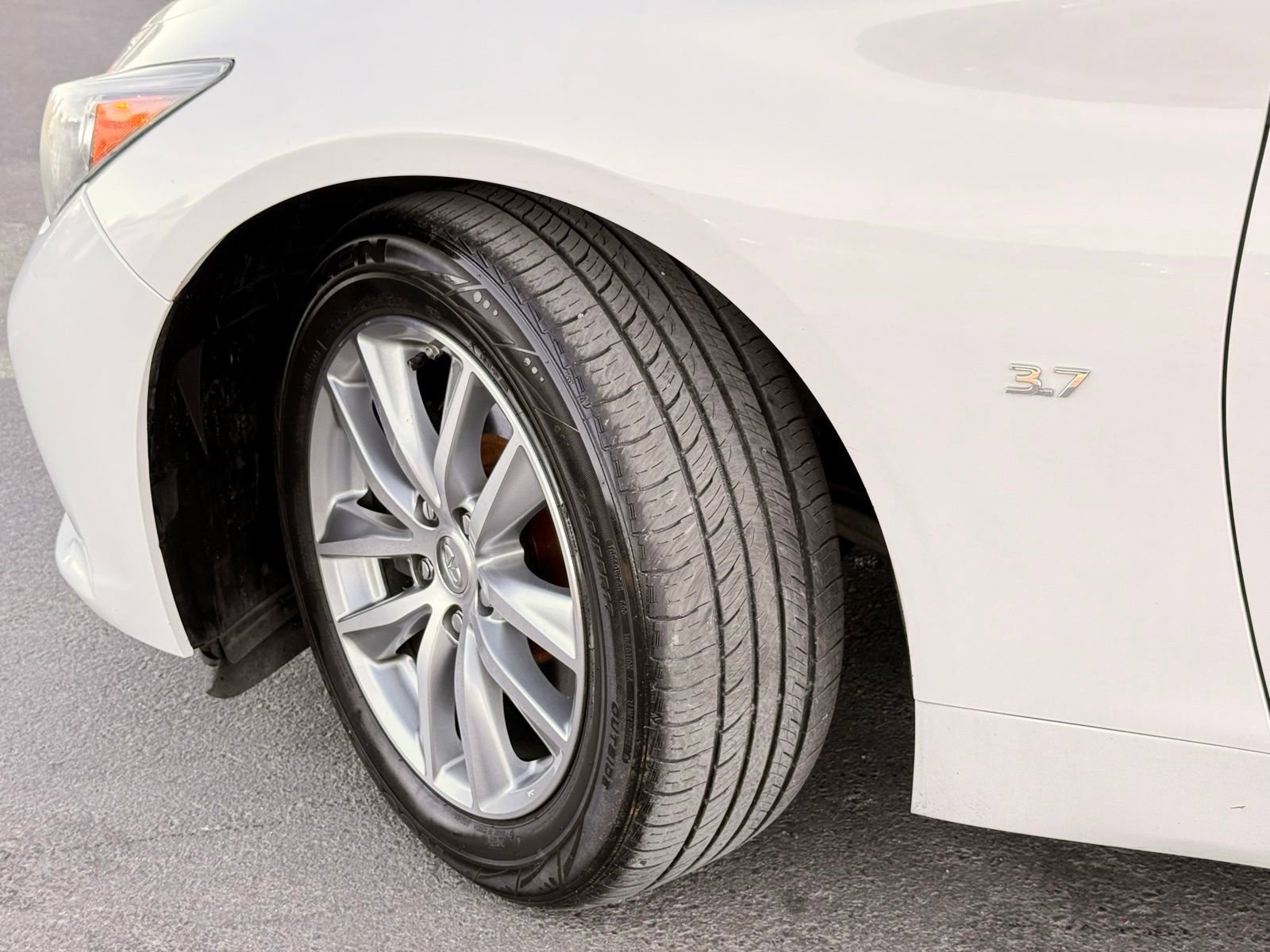 Used 2015 INFINITI Q50 AWD image 6