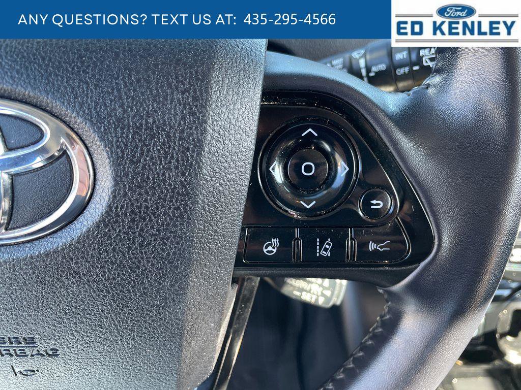 Used 2020 Toyota Prius XLE image 17