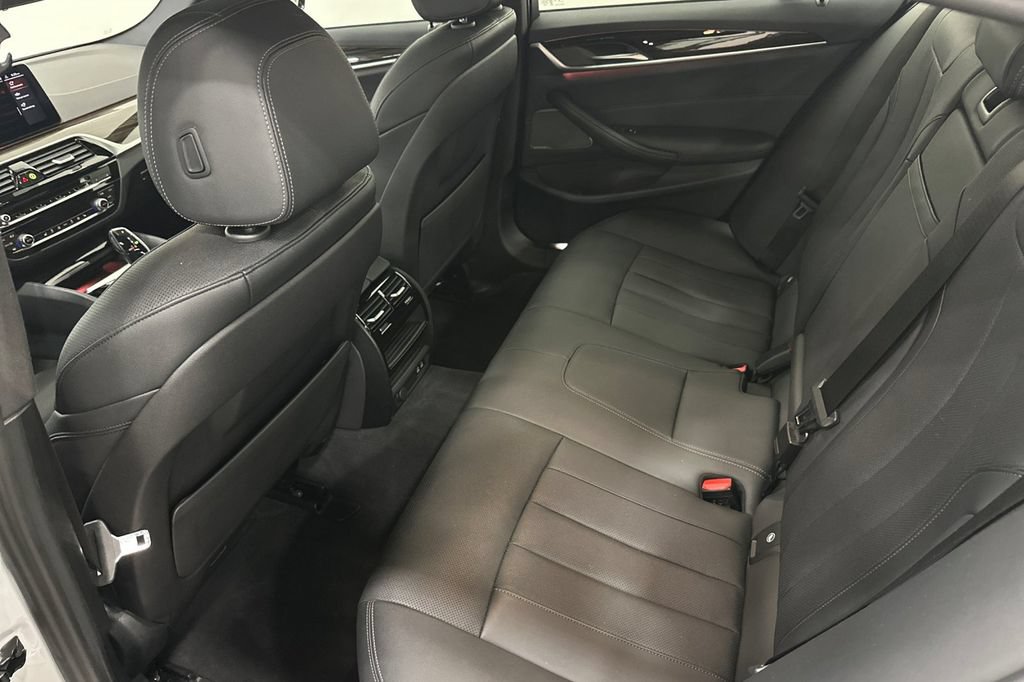 Certified 2023 BMW 540i w/ M Sport Package RWD image 13