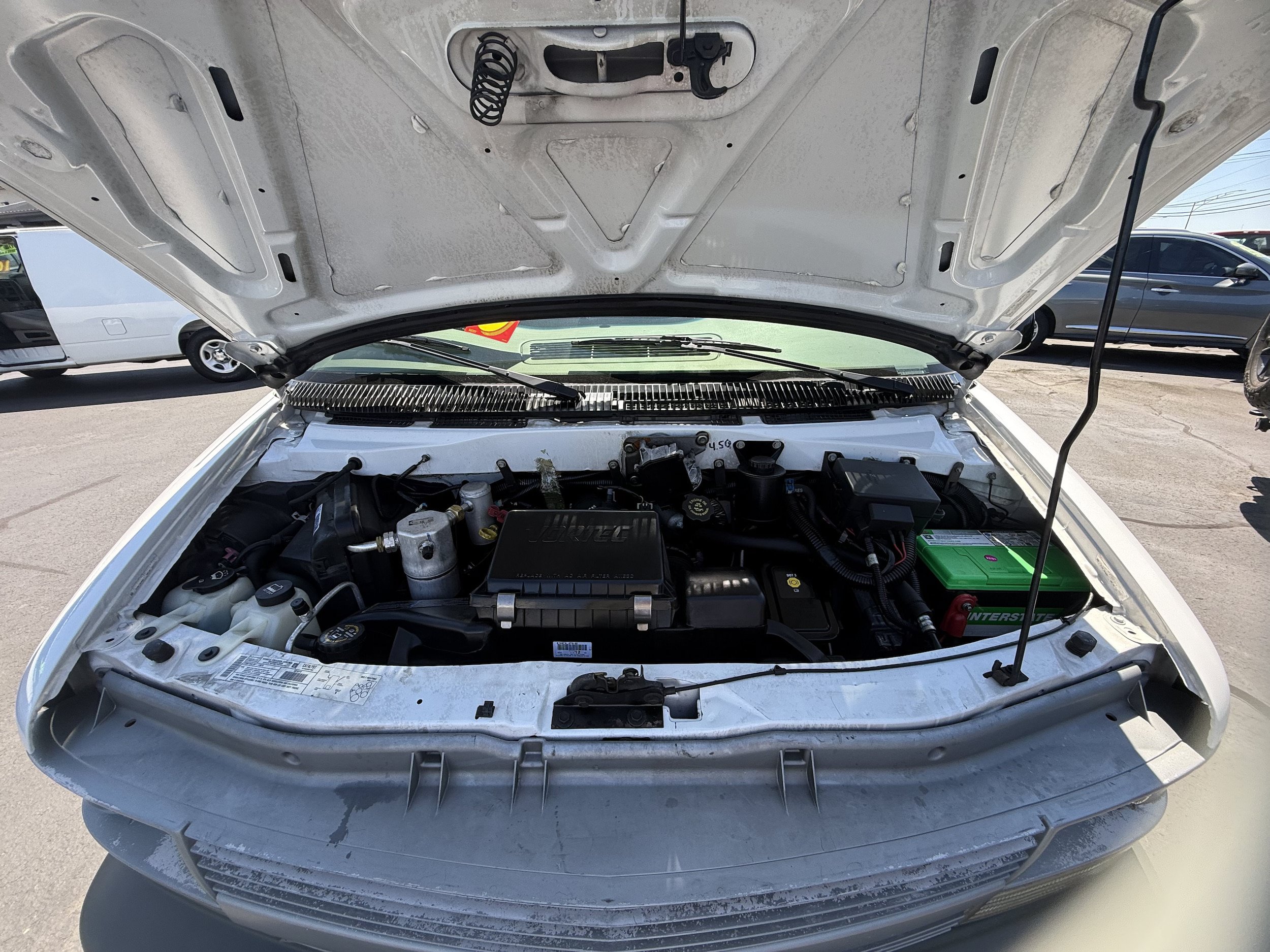 Used 2002 Chevrolet Astro RWD image 17