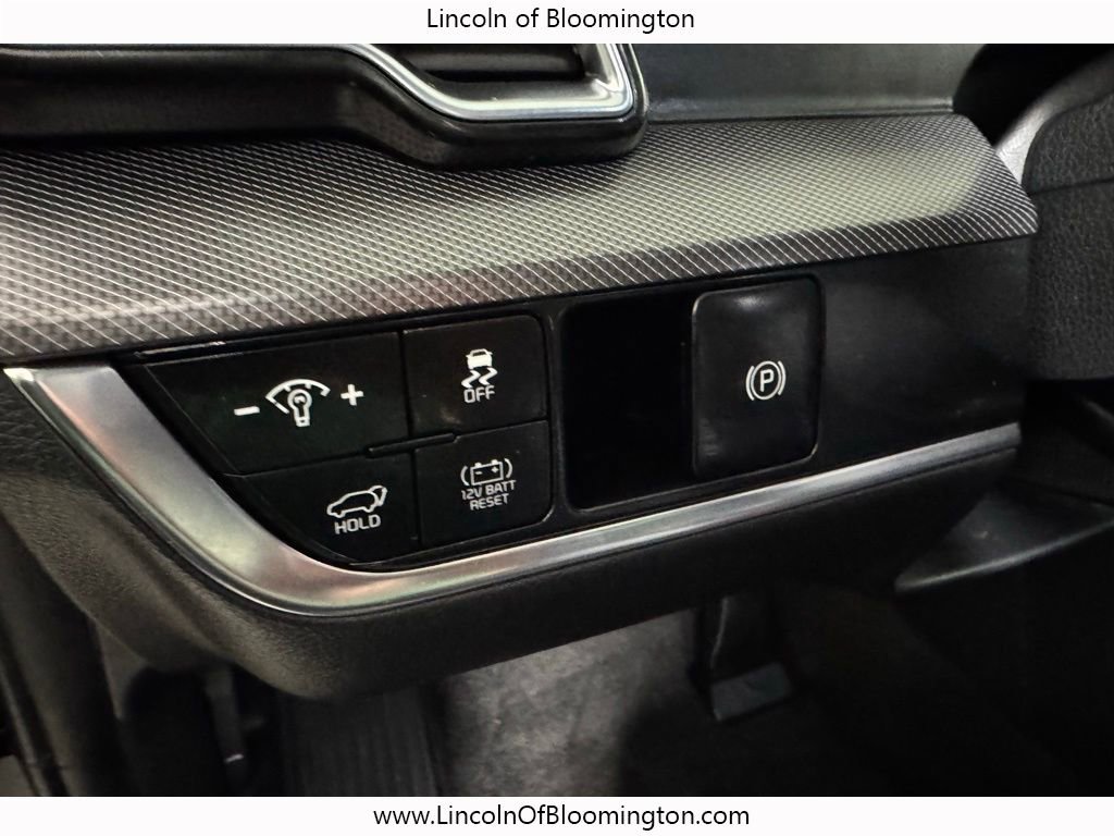 Used 2025 Kia Sportage SX Prestige image 35