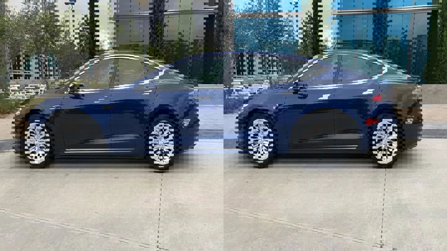 Used 2017 Tesla Model S 75 image 6