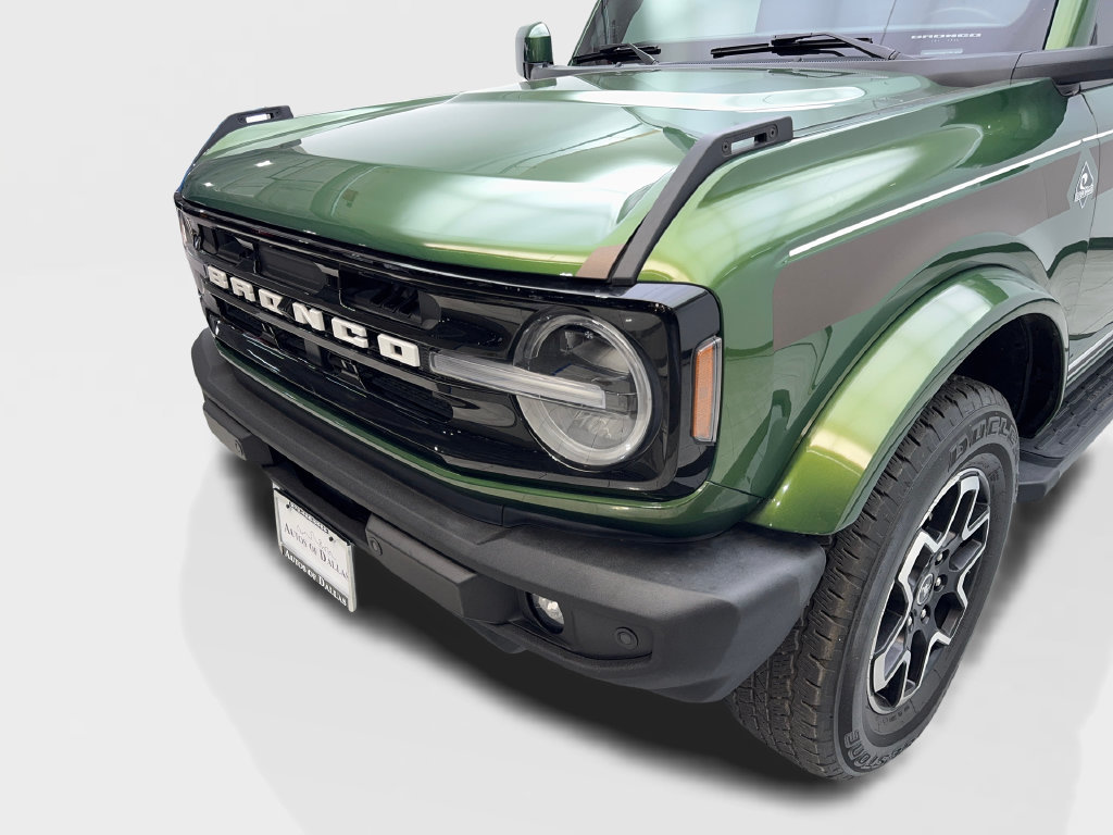 Used 2022 Ford Bronco Outer Banks AWD/4WD image 4