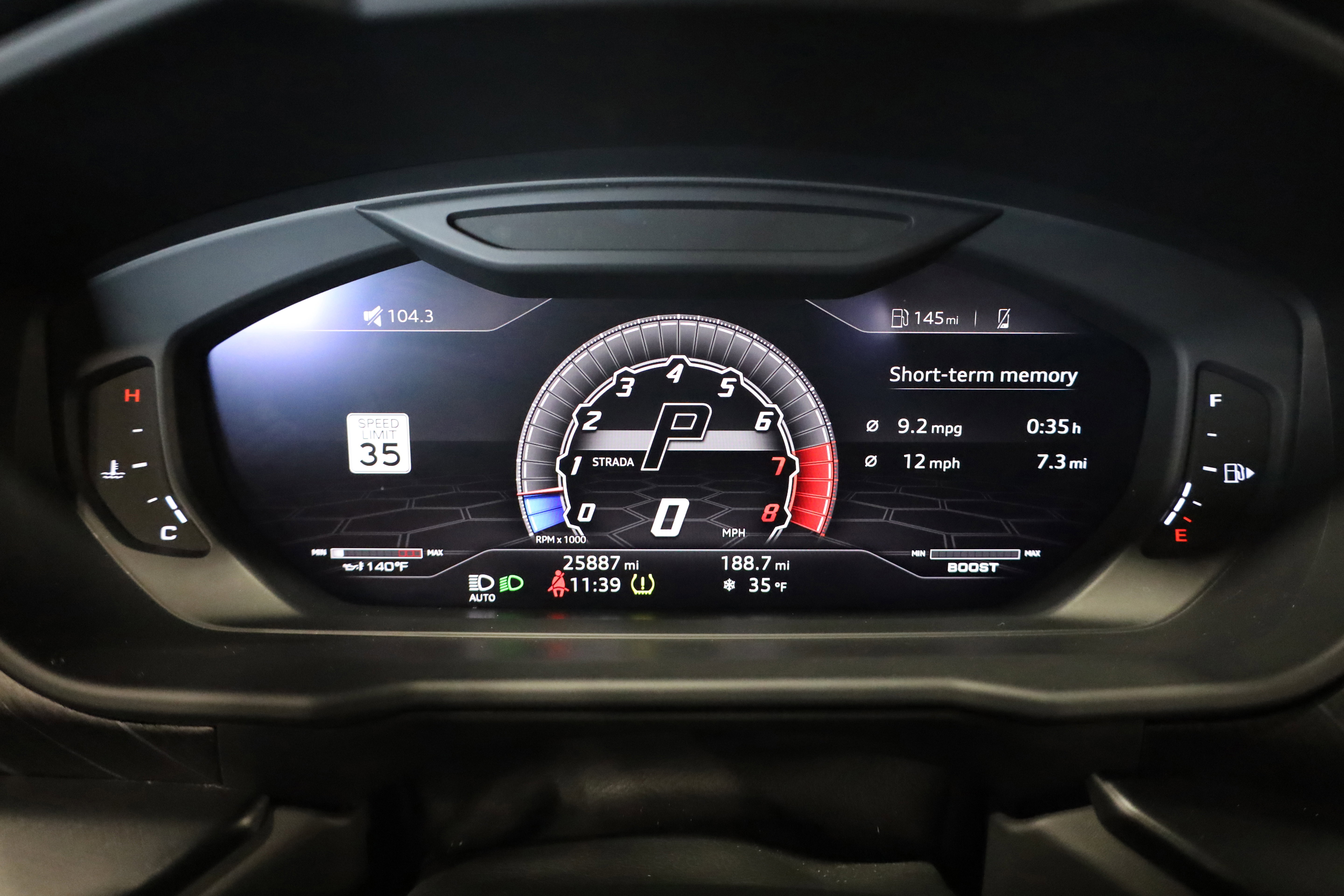 Used 2021 Lamborghini Urus image 19