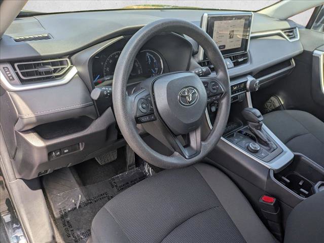 Used 2025 Toyota RAV4 LE AWD/4WD image 10