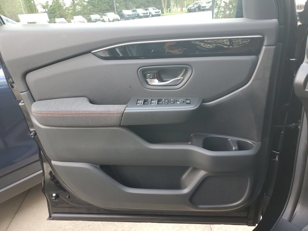New 2026 Honda Pilot Sport image 22
