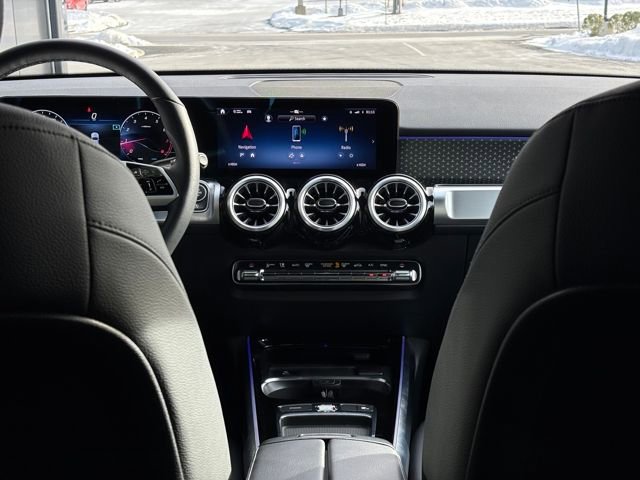 Used 2025 Mercedes-Benz GLB 250 4MATIC image 56