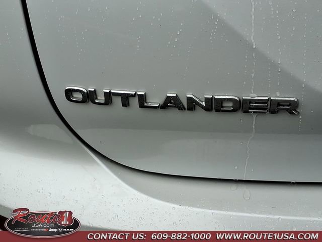 Used 2024 Mitsubishi Outlander SE FWD image 18