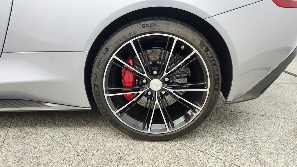 Used 2014 Aston Martin Vanquish Coupe RWD image 51