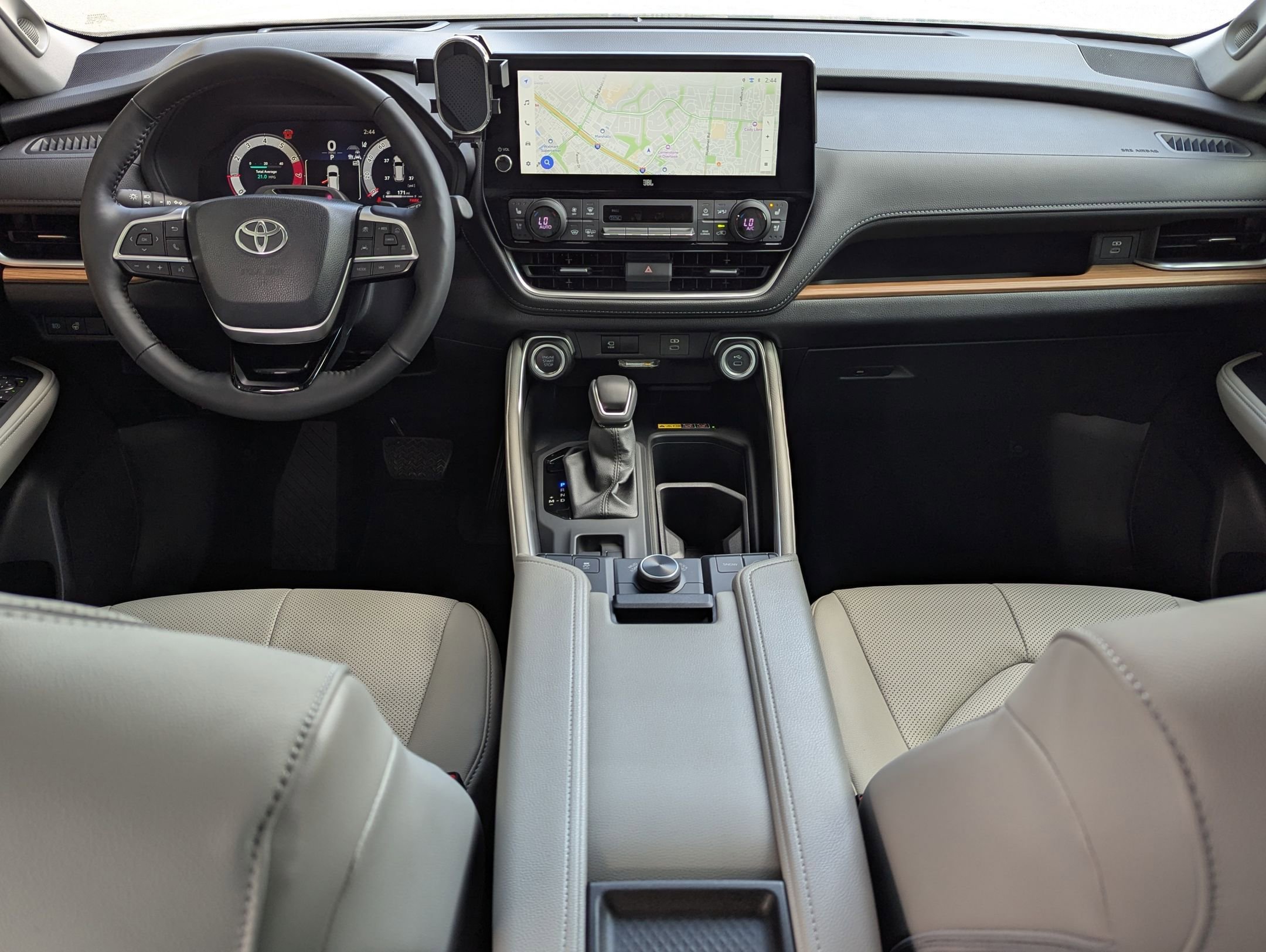 Used 2026 Toyota Grand Highlander Platinum image 18